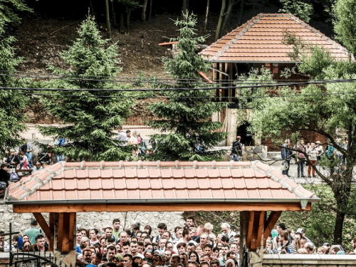 serbia-booking-site-manastir-tumane-praznik